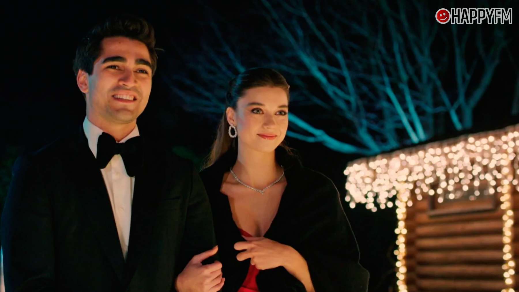 ‘Una nueva vida’, capítulo 16 (Temporada 1): Ferit y Seyran protagonizan una sesión de fotos para una revista