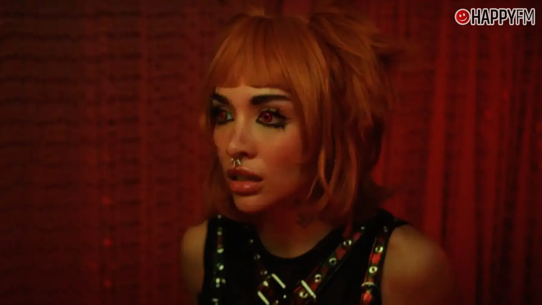 ‘INFINITOS COMO EL MAR’, de María Becerra y XROSS: letra y vídeo