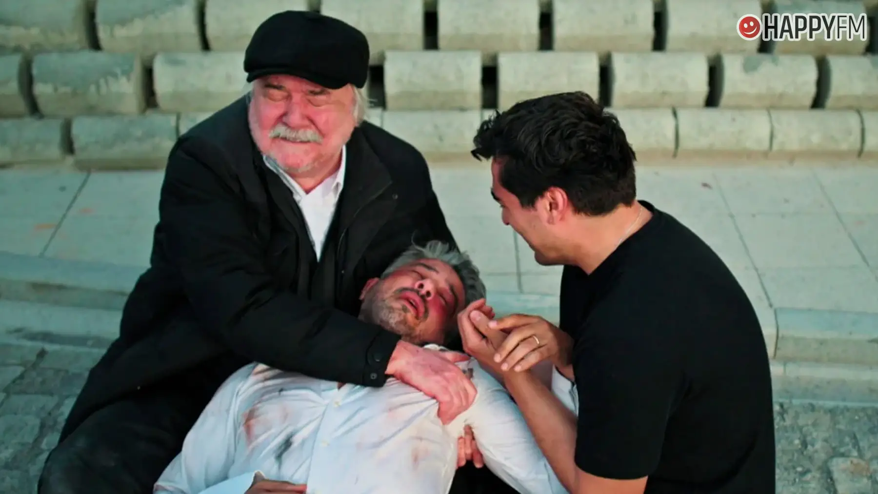 ‘Una nueva vida’, capítulo 36 (Temporada 2): los Korhan, destrozados por la muerte de Orhan