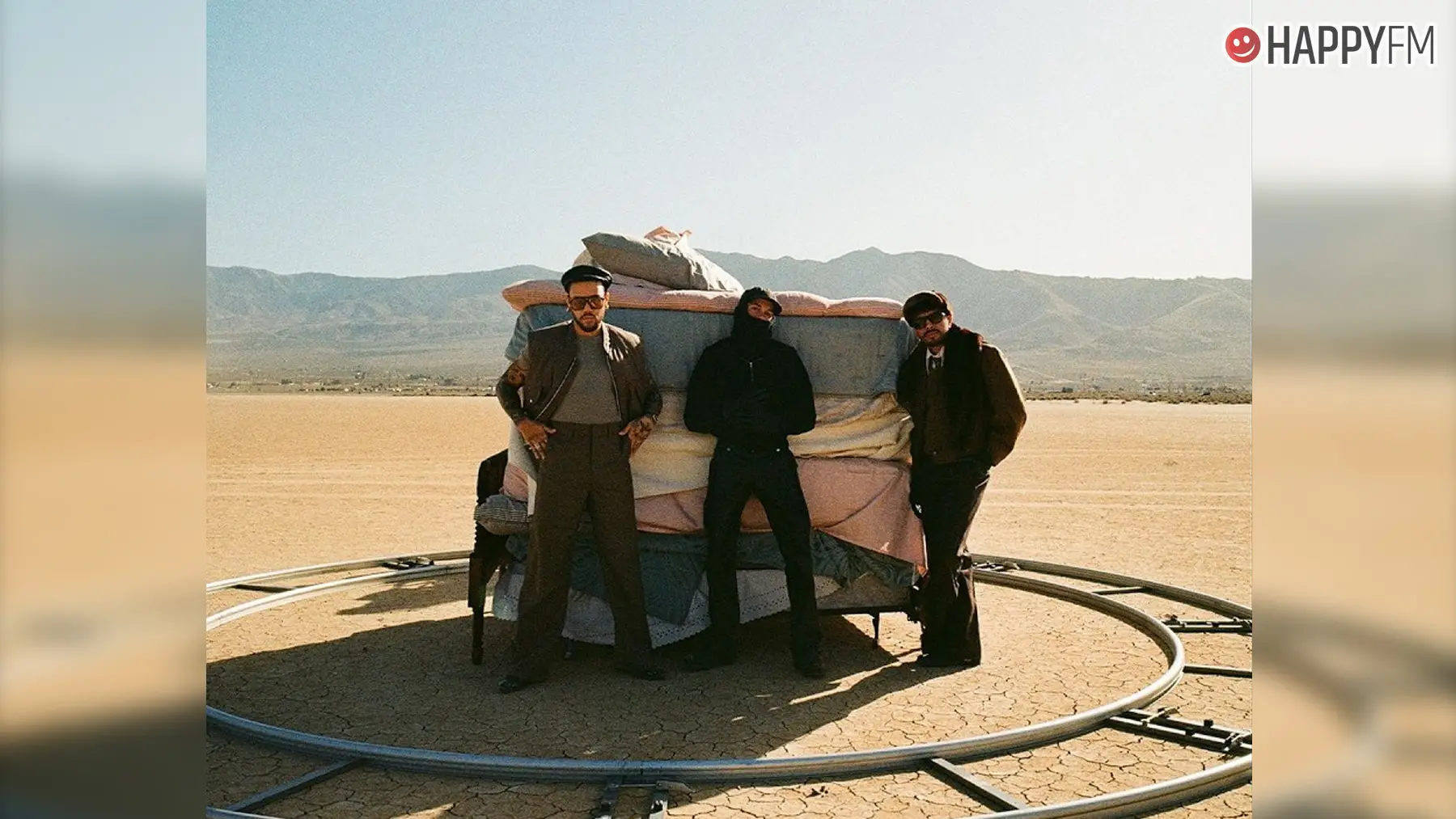 ‘ROSITA’, de Tainy, Rauw Alejandro y JHAYCO: letra y vídeo