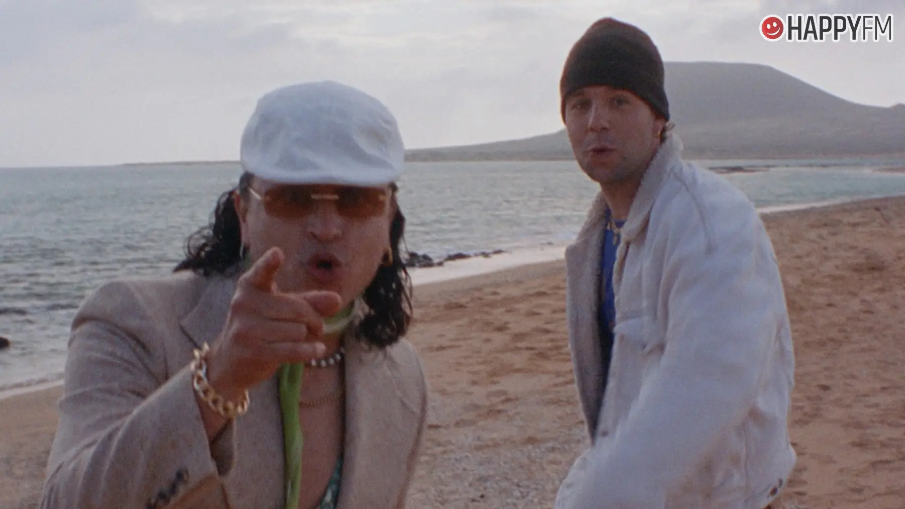 ‘LA GRACIOSA’, de Quevedo y Elvis Crespo: letra y vídeo