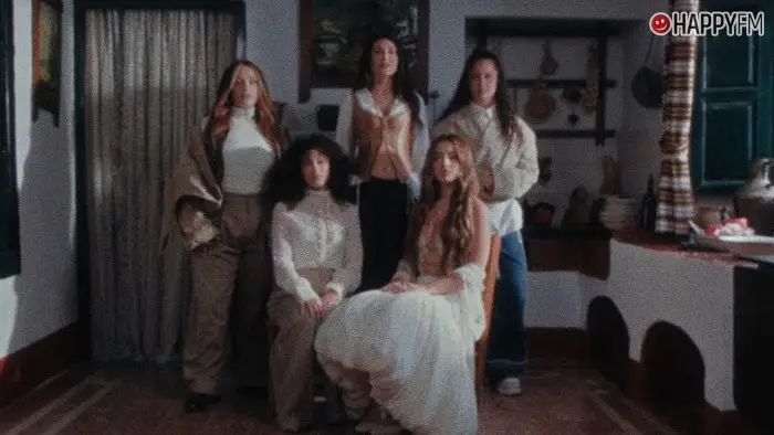 ‘TUS INICIALES’, de Lola Índigo, Lia Kali, Queralt Lahoz y SALMA: letra y vídeo