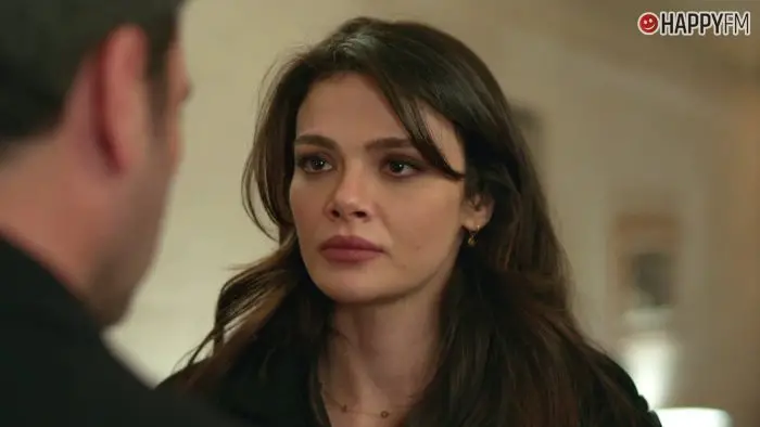 ‘En tierra lejana’, capítulo 14 (Temporada 1): Alya y Cihan, cada vez más unidos