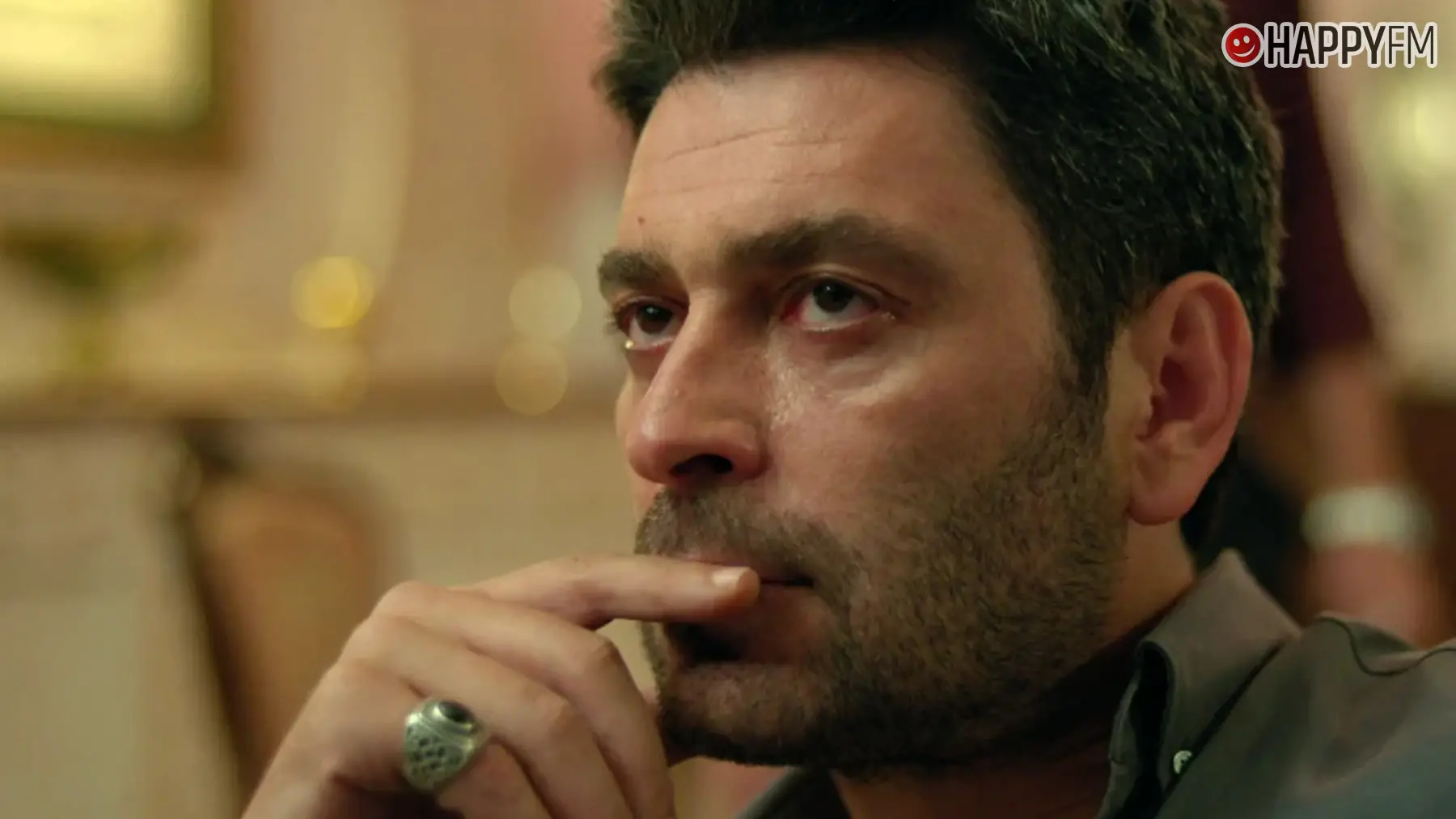 ‘En tierra lejana’, capítulo 19 (Temporada 1): Cihan se niega a aceptar lo que siente por Alya