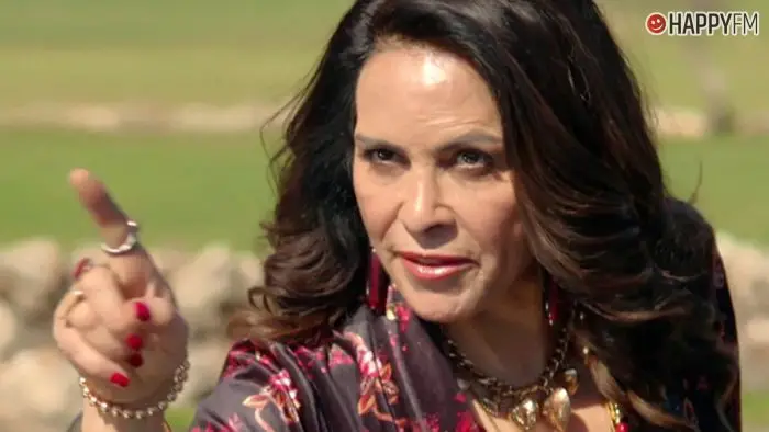‘En tierra lejana’, capítulo 23 (Temporada 1): Fikriye se enfrenta a Halis