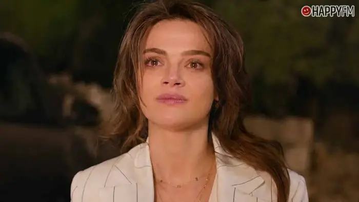 ‘En tierra lejana’, capítulo 26 (Temporada 1): Alya, destrozada por la muerte de Fikriye